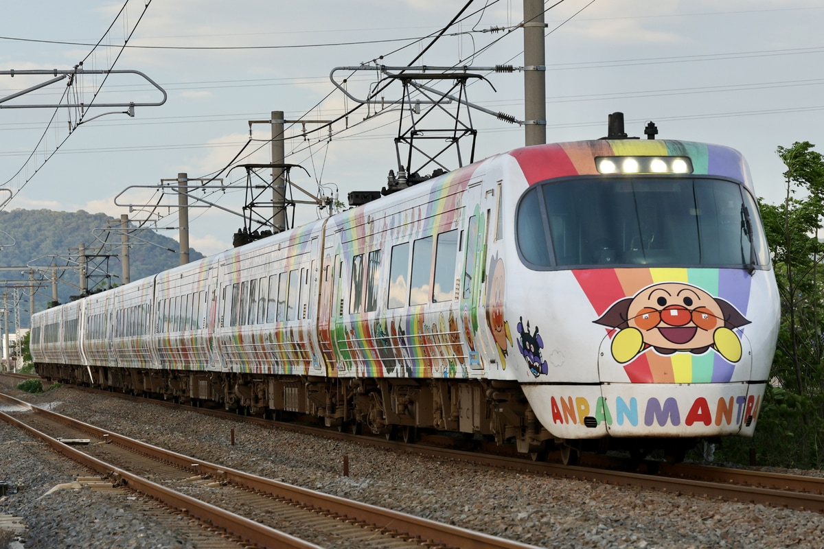 JR四国 松山運転所 8000系 L3編成