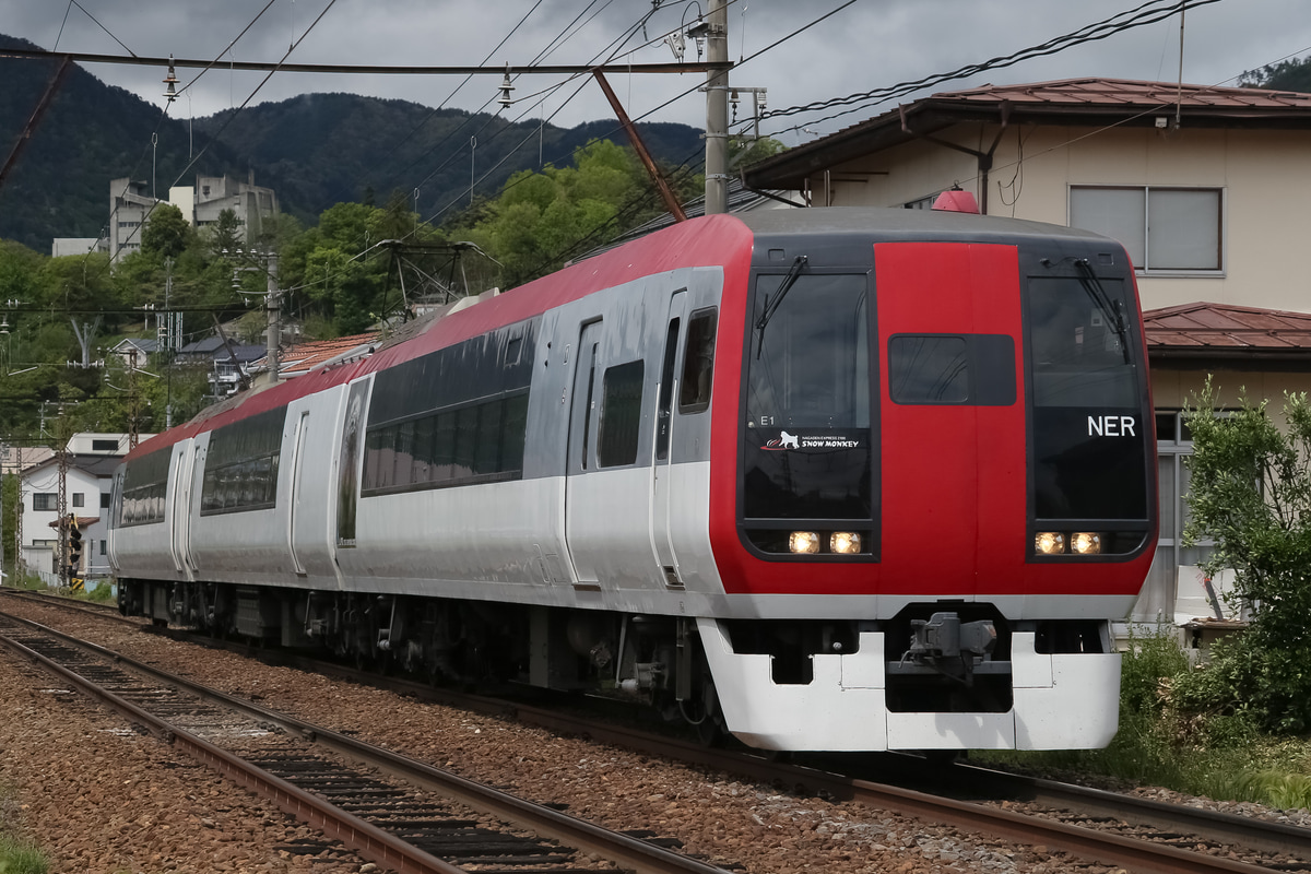 長野電鉄 須坂車両工場 2100系 E1編成