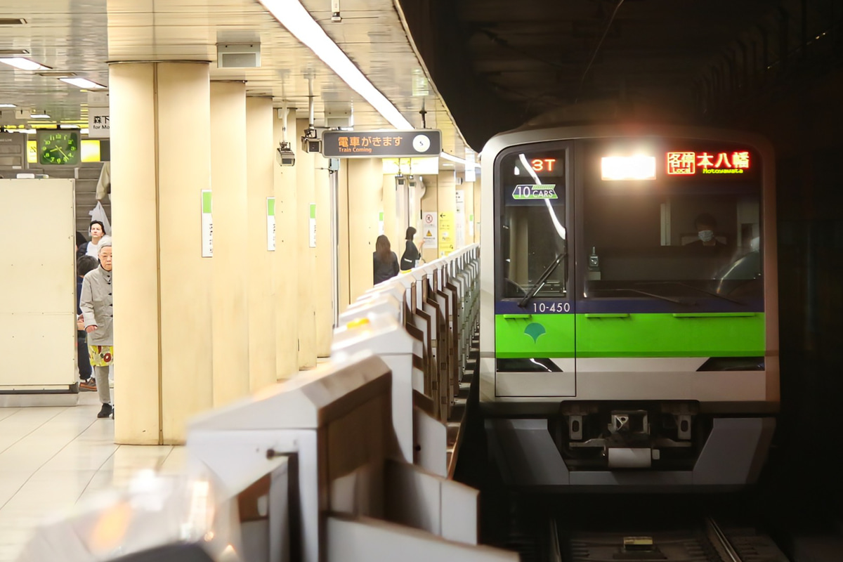 東京都交通局 大島車両検修場 10-300形 10-450F