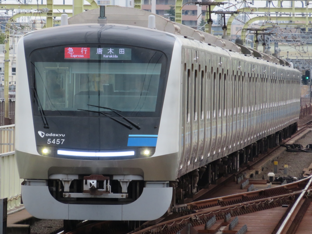 小田急電鉄 喜多見検車区 5000形 5057×10