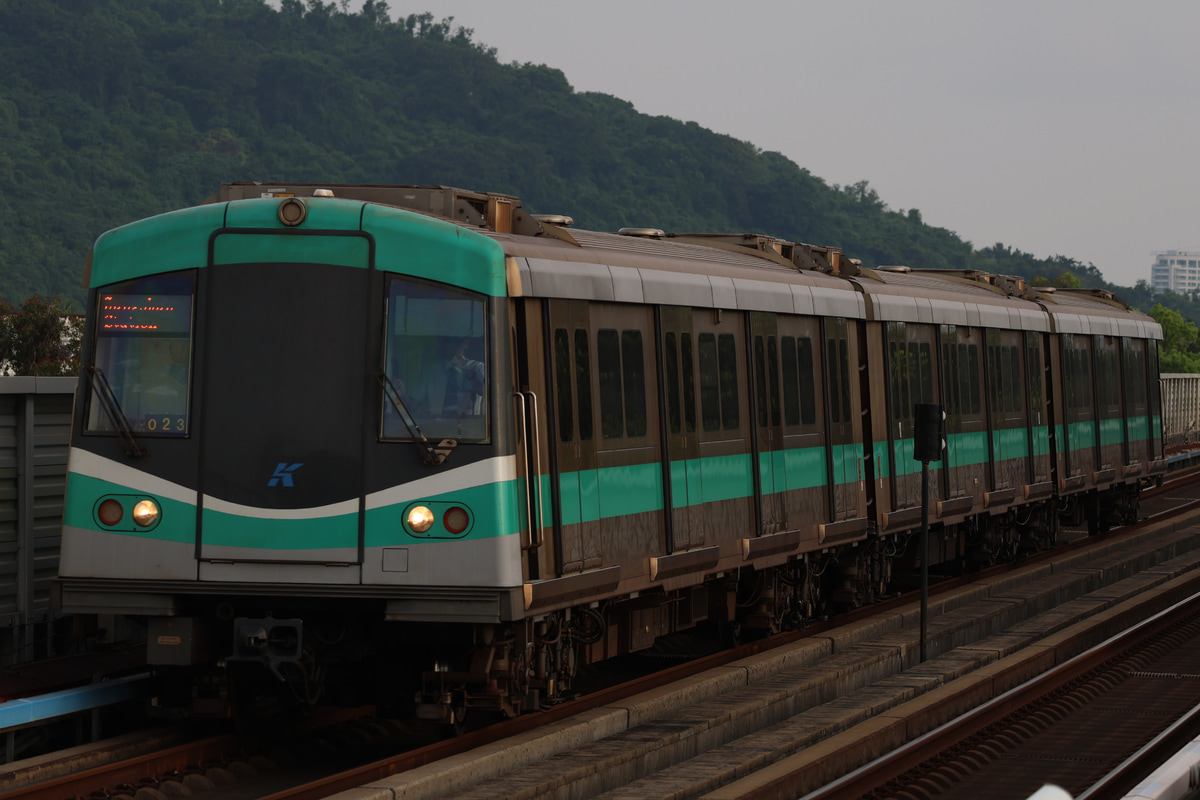 高雄捷運  高運量電車 023編成