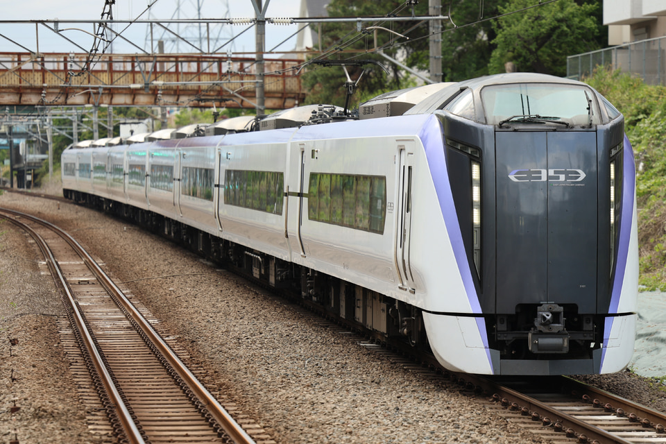 JR東E353系モトS101編成<br class="br-sp" />(モトS101)の写真