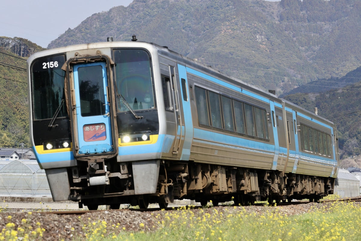 JR四国 高知運転所 2000系 2156