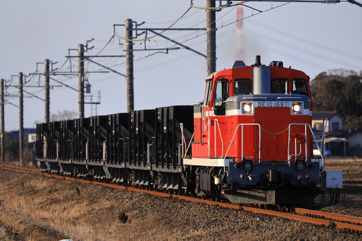 JR東日本 高崎車両センター DE10 1697