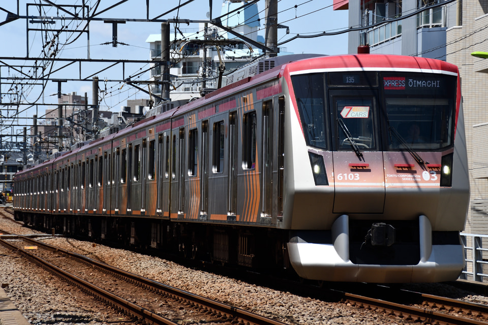 東急6000系6103F<br class="br-sp" />(6103編成)の写真