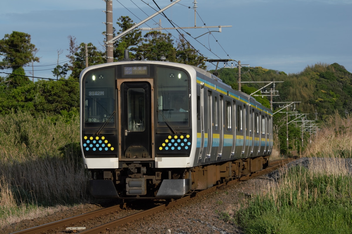JR東日本 幕張車両センター本区 E131系 マリR02編成