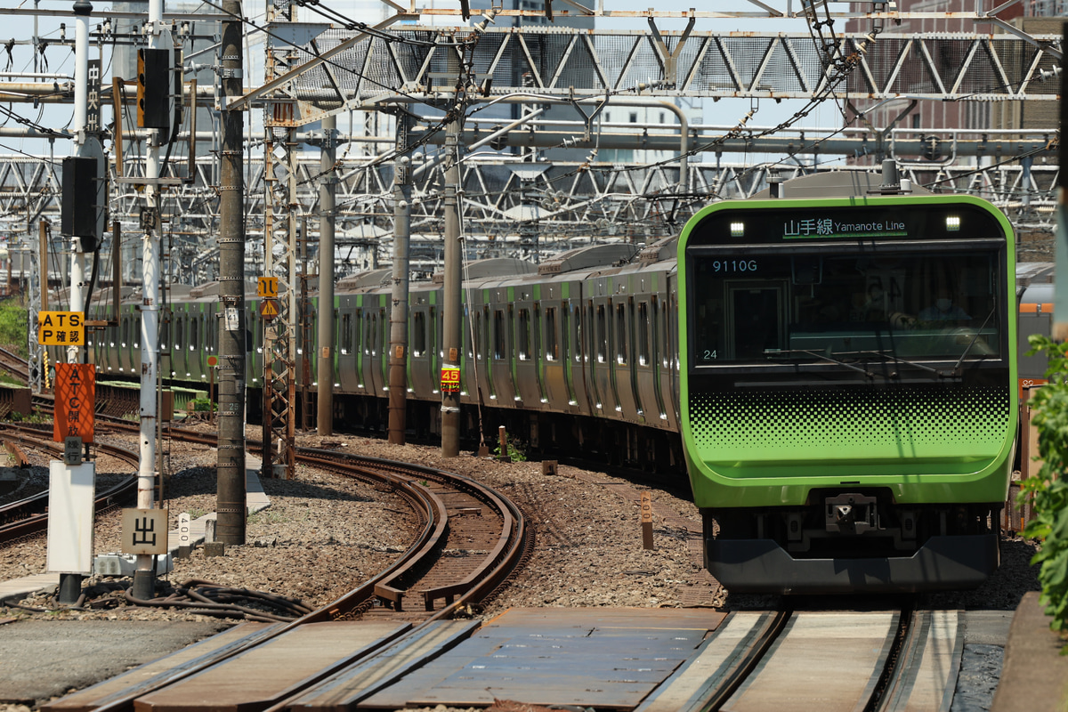 JR東日本 東京総合車両センター本区 E235系 トウ24編成