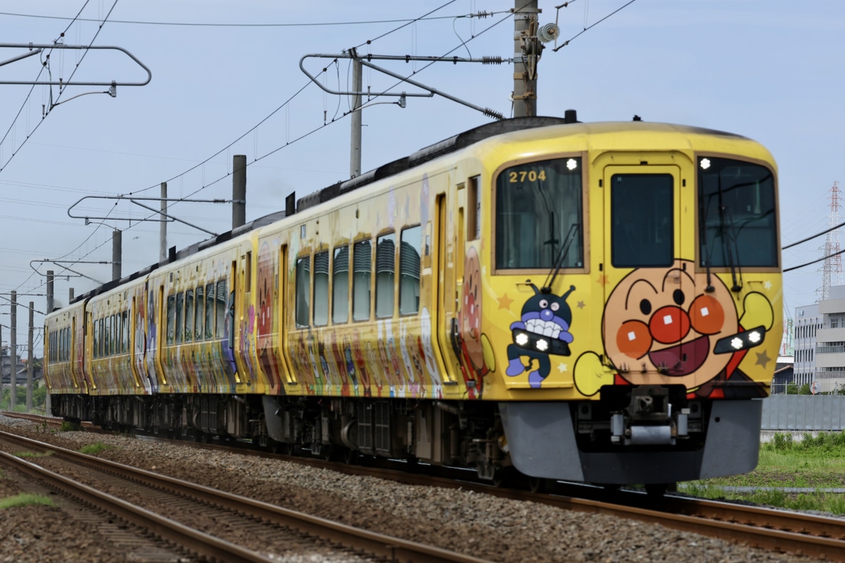 JR四国 高知運転所 2700系 2704