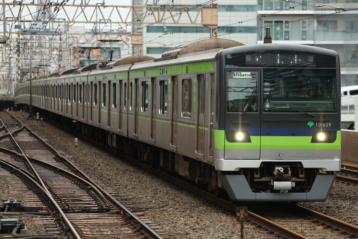 東京都交通局 大島車両検修場 10-300形 10-620F