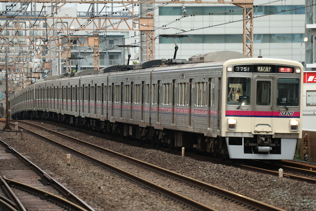 京王電鉄  7000系 7701F