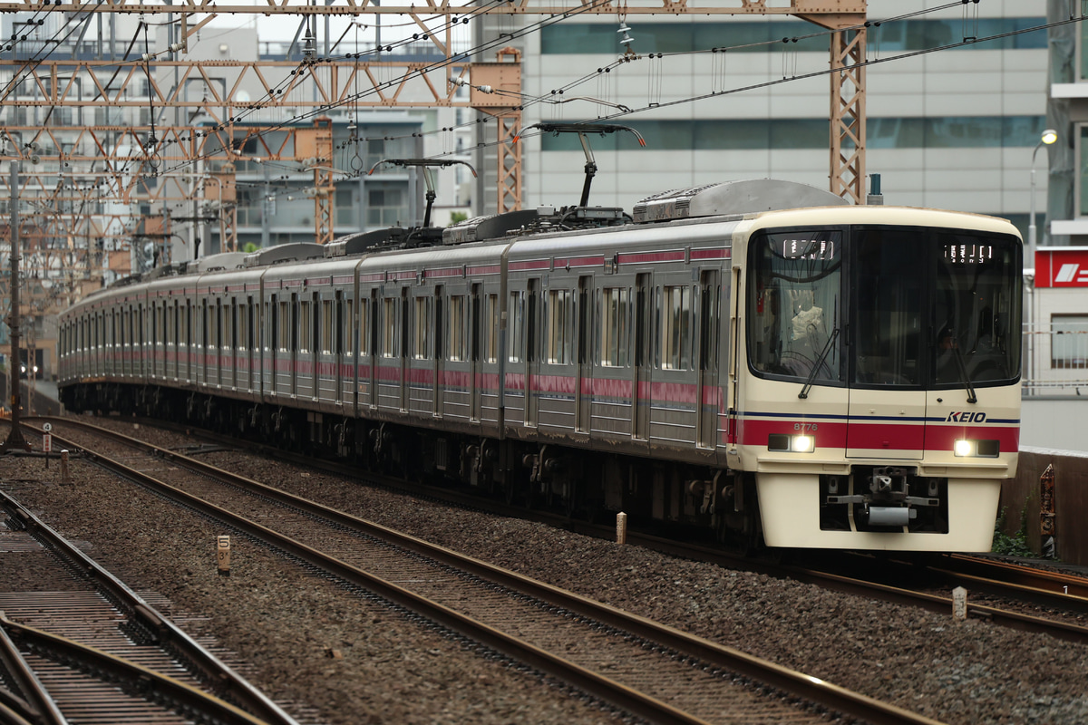 京王電鉄  8000系 8726F