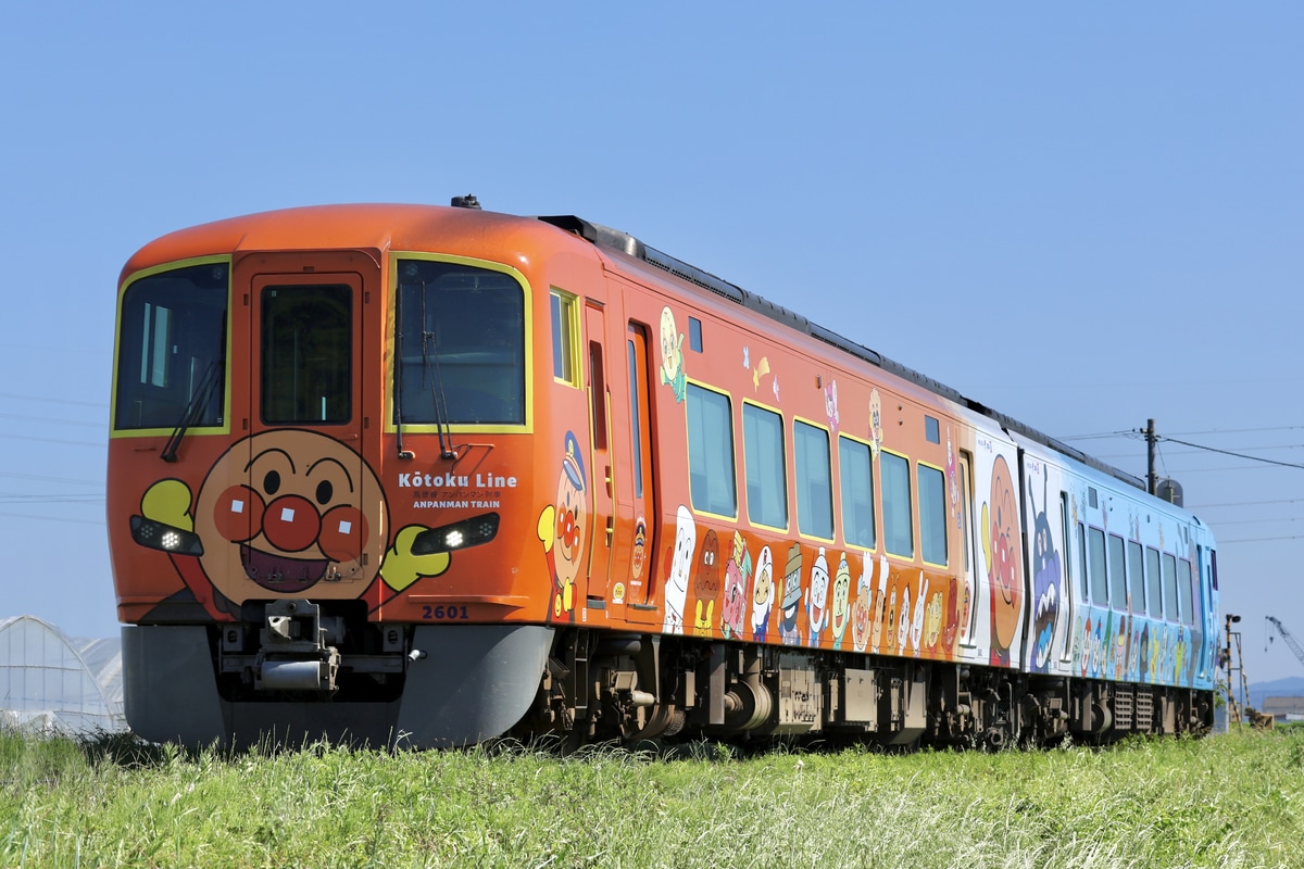 JR四国 高松運転所 2600系 2601