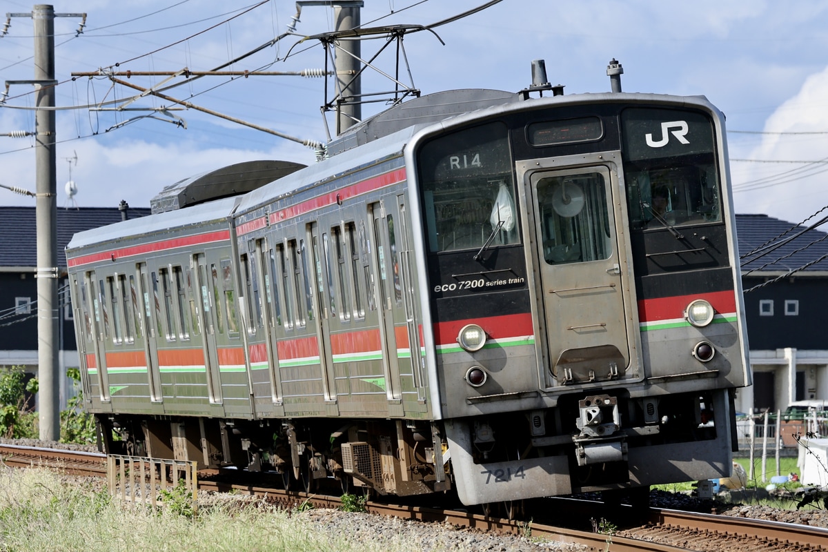 JR四国 高松運転所 7200系 R14編成