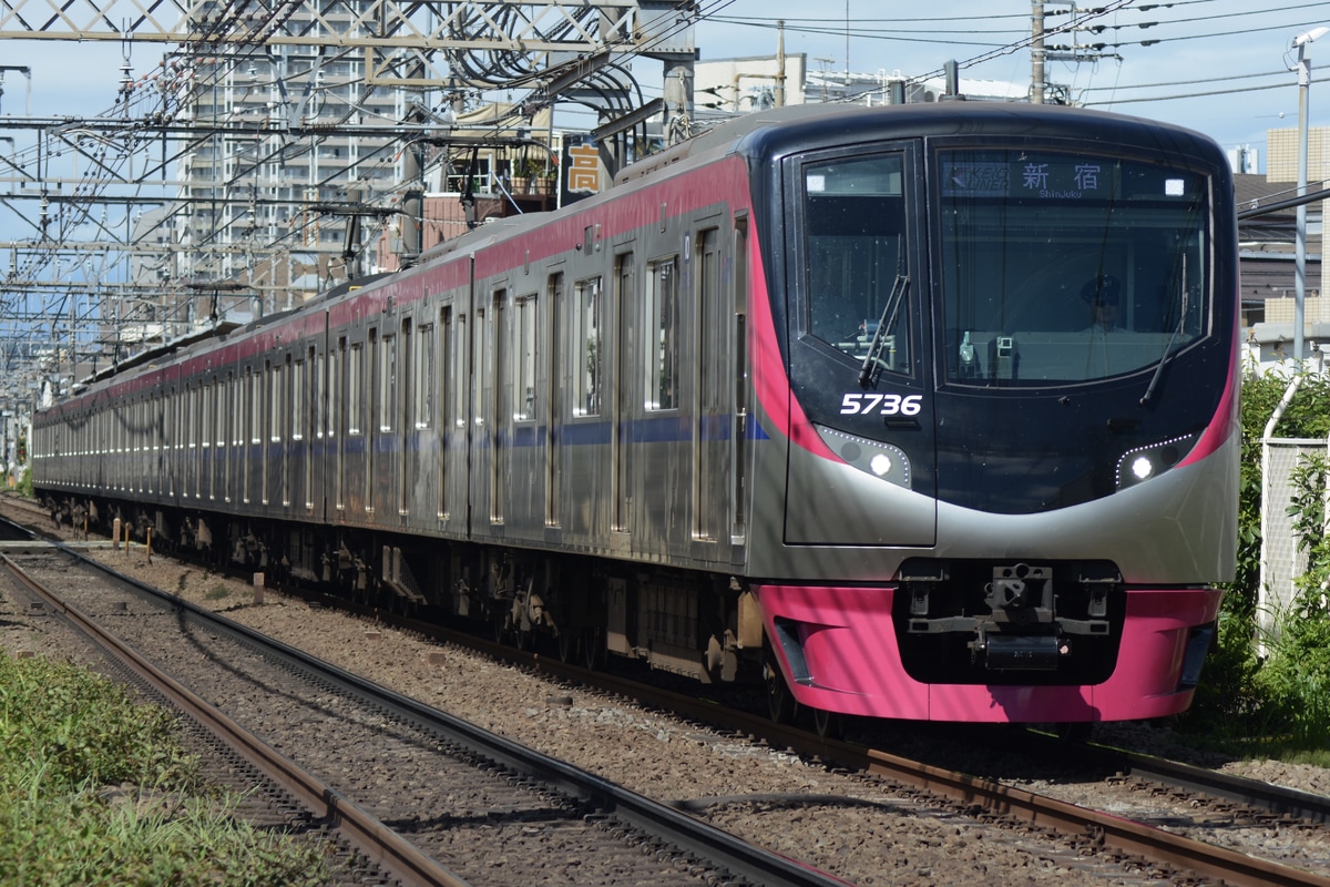 京王電鉄 若葉台検車区 5000系 5736F