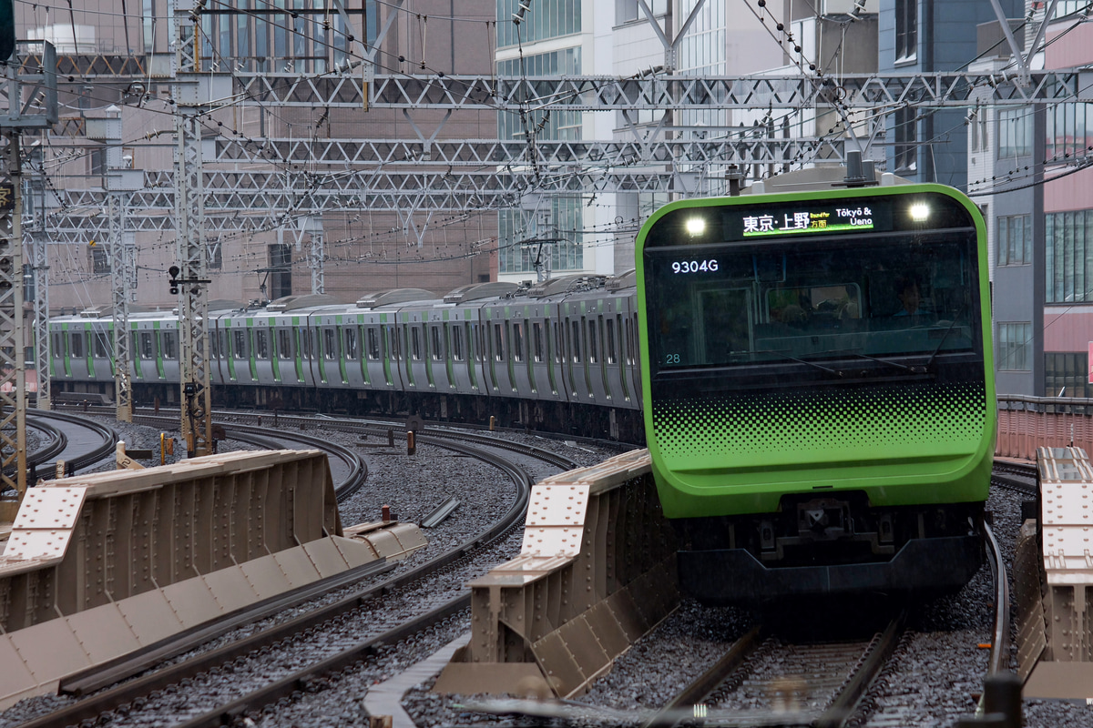 JR東日本 東京総合車両センター本区 E235系 トウ28編成