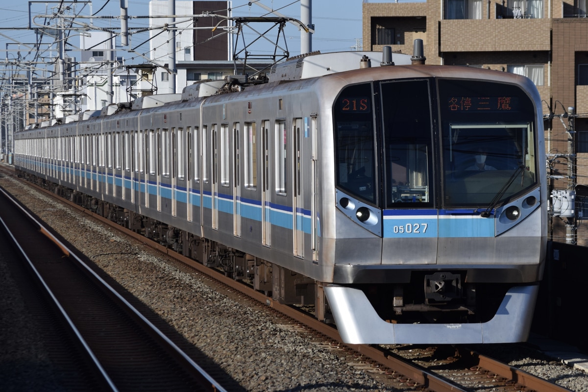 東京メトロ 深川検車区 05系 05-127F