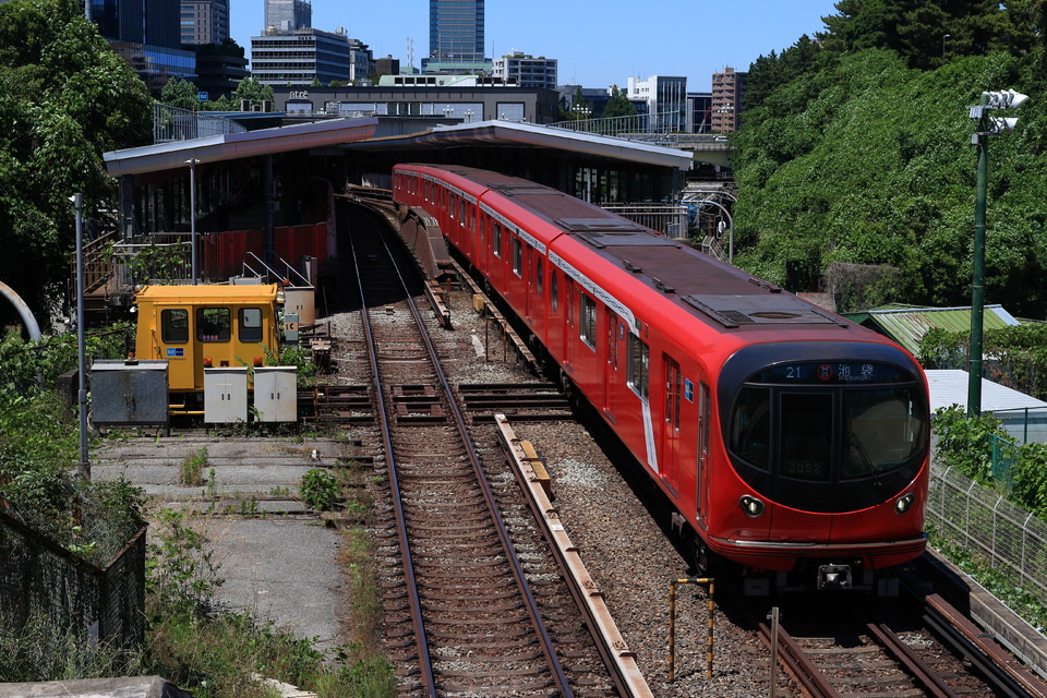 メトロ2000系2152F<br class="br-sp" />(2152編成)の写真