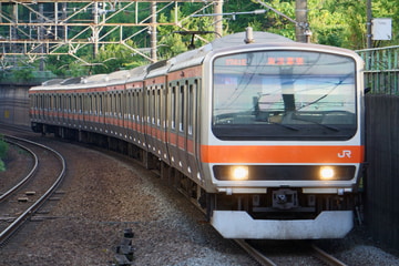 JR東日本E231系ケヨMU16編成を北府中駅で撮影した画像