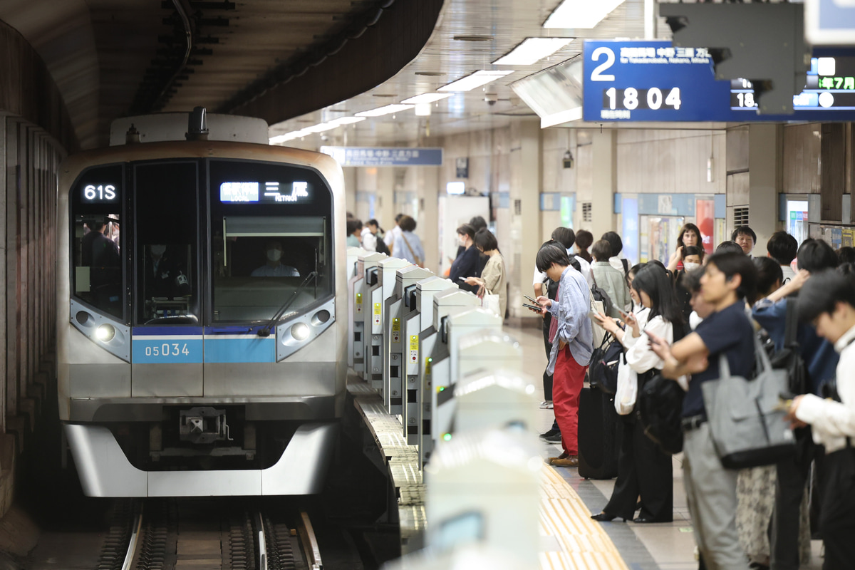 東京メトロ 深川検車区 05系 05-134F