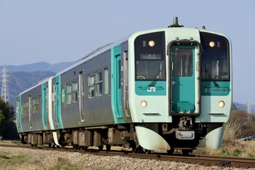 JR四国1500形1503を阿波川島～西麻植間で撮影した画像