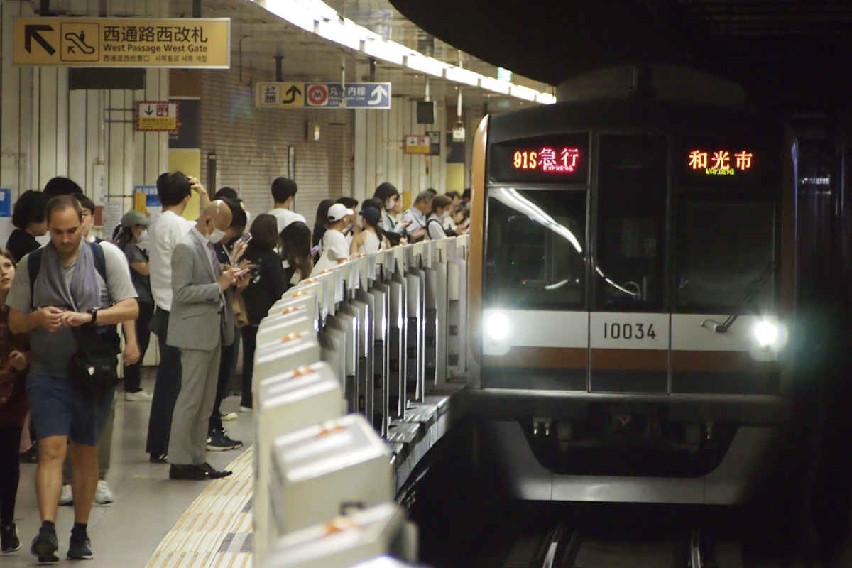 東京メトロ 和光検車区 10000系 10134F