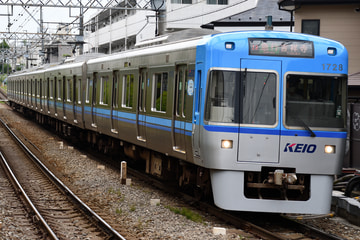 京王電鉄1000系1778Fを新代田駅で撮影した画像