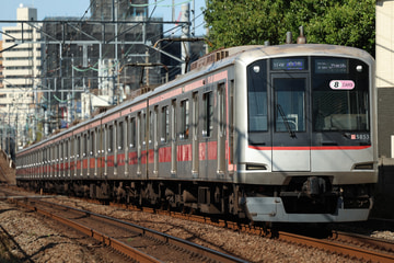 東急電鉄5050系5153Fを不明で撮影した画像