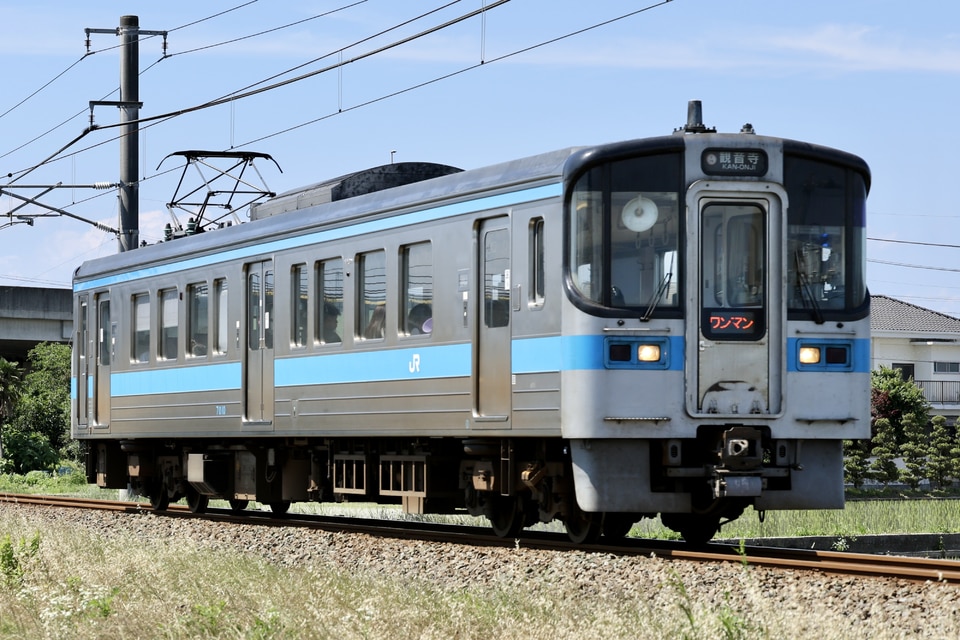 JR四7000系7010の写真