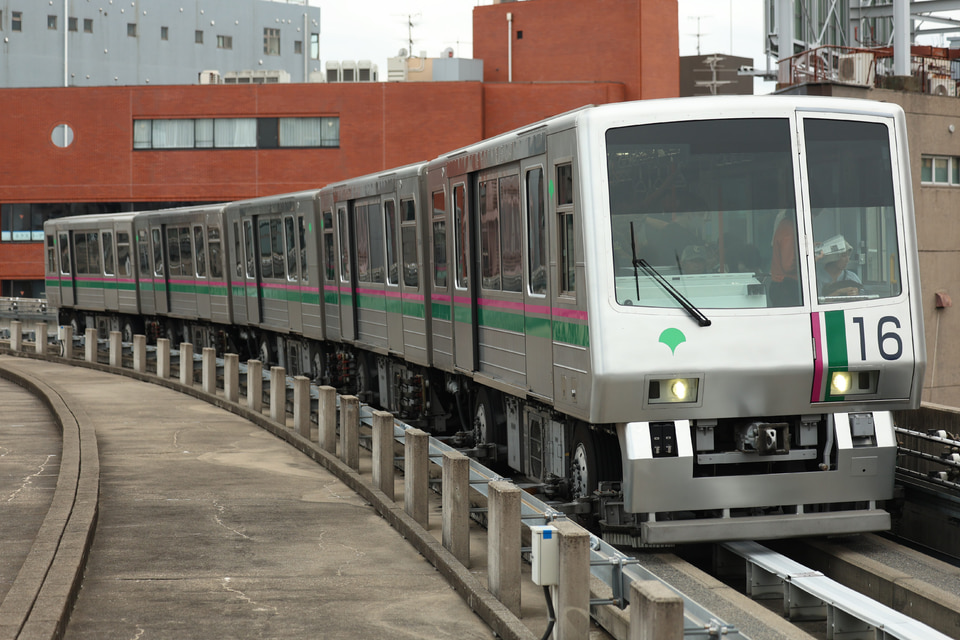 都営300形316F<br class="br-sp" />(316編成)の写真