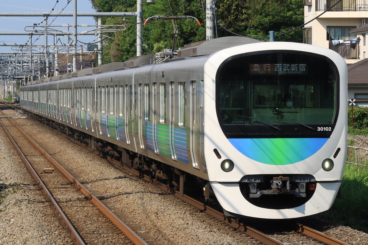 西武鉄道  30000系 30102F