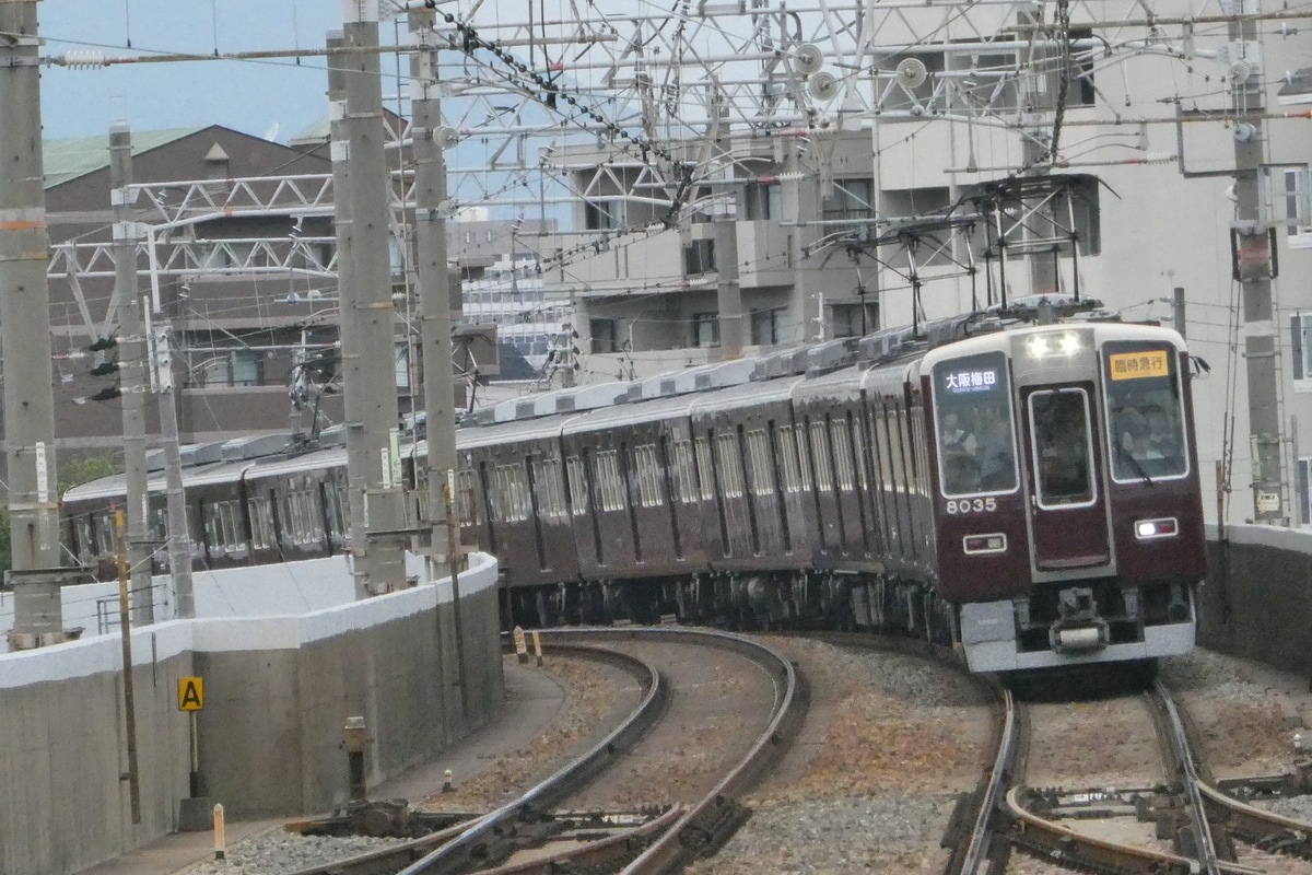 阪急電鉄 西宮車庫 8000系 8035F