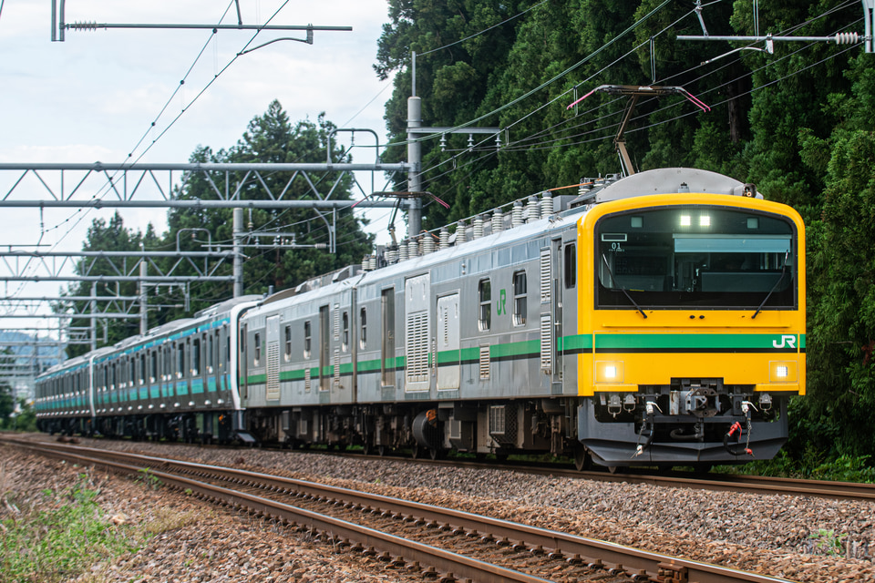 JR東E493系01編成<br class="br-sp" />(オク01編成)の写真