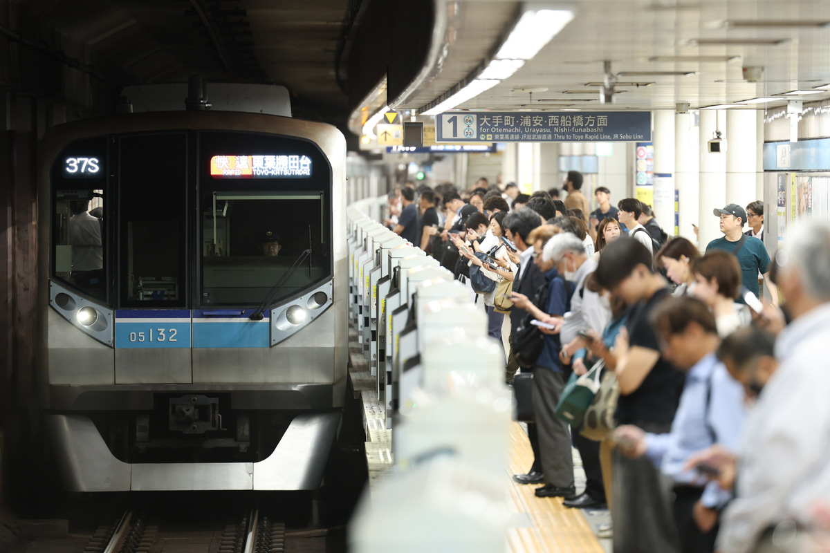 東京メトロ 深川検車区 05系 05-132F