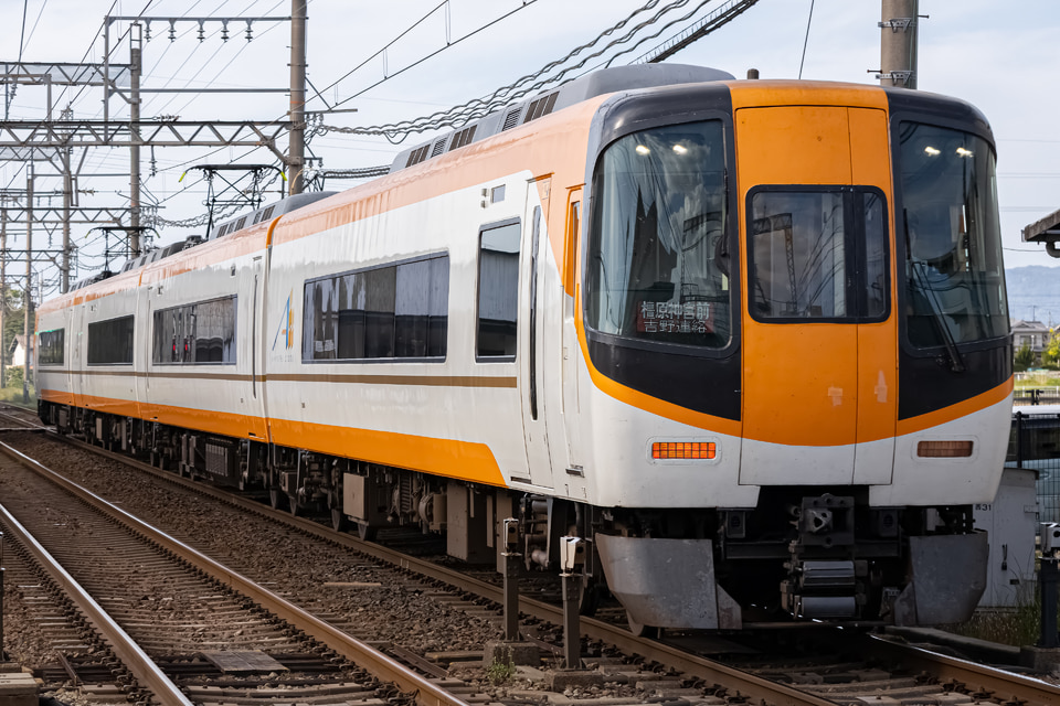 近鉄22000系AL16の写真