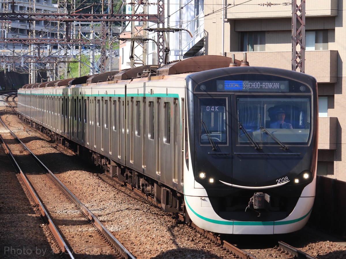 東急電鉄 長津田検車区 2020系 2128F