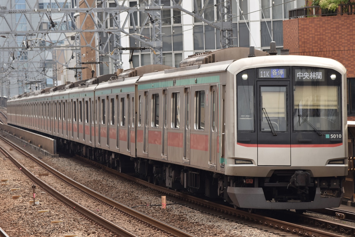 東急電鉄 長津田検車区 東急5000系 5110F