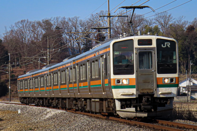 高崎車両センター211系タカA31編成を岩舟～大平下間で撮影した写真