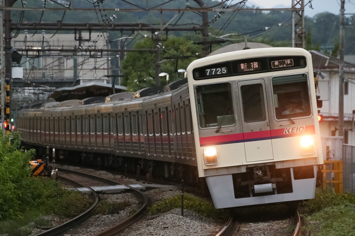 京王電鉄 若葉台検車区 7000系 7725f