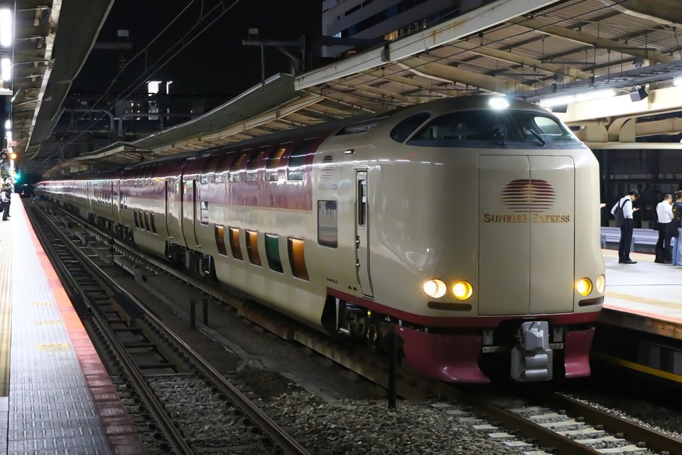 JR海285系カキI5編成<br class="br-sp" />(I5編成)の写真