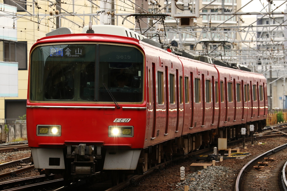 名鉄3500系3518F<br class="br-sp" />(3518編成)の写真