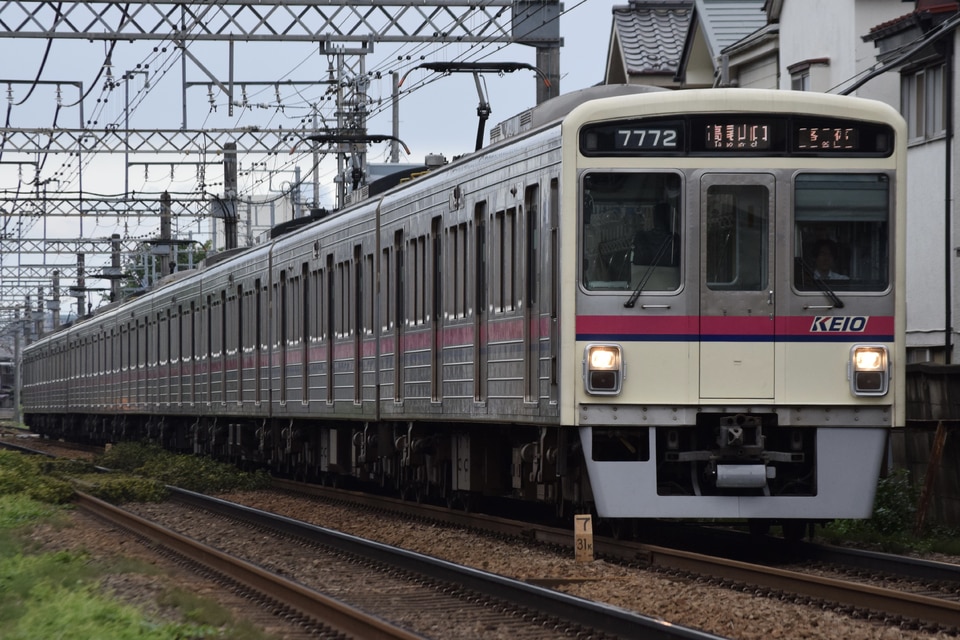 京王7000系7722F<br class="br-sp" />(7722編成)の写真