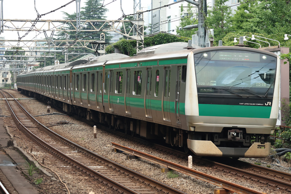 JR東E233系ハエ129編成<br class="br-sp" />(川129編成)(カワ129編成)の写真