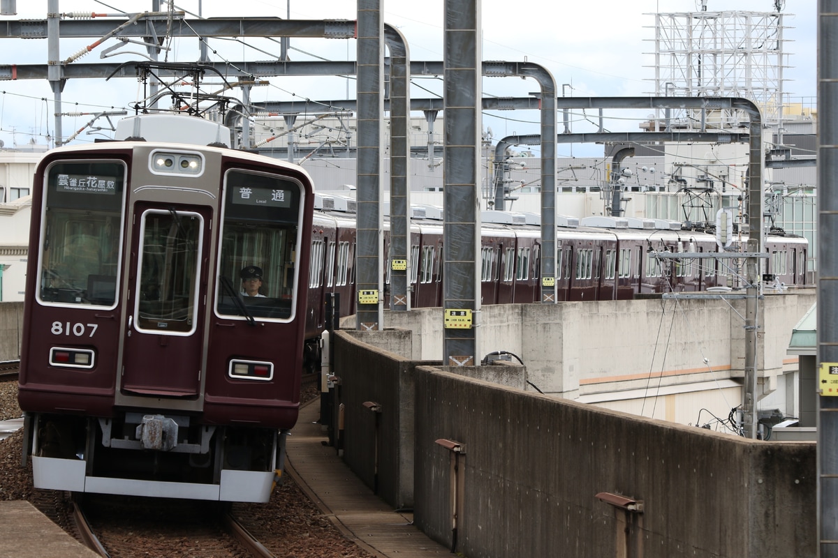 阪急電鉄 平井車庫 8000系 8007F