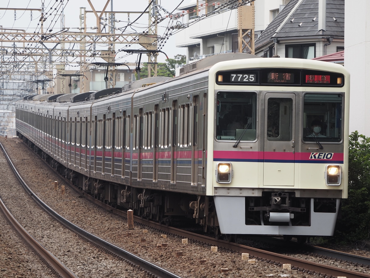 京王電鉄 若葉台検車区 7000系 7725F