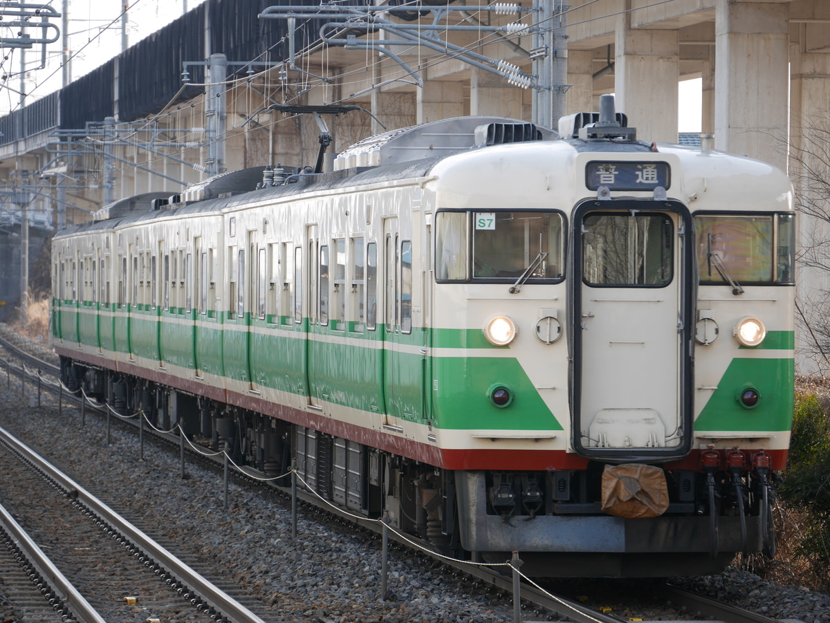 しなの鉄道  115系 S7