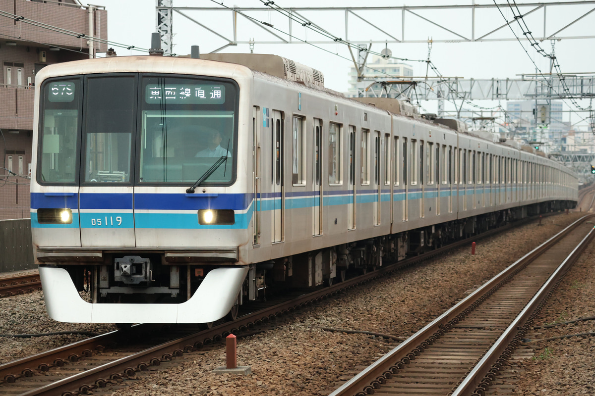 東京メトロ 深川検車区 05系 05-119F
