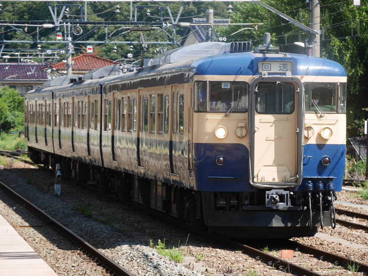 しなの鉄道  115系 S9
