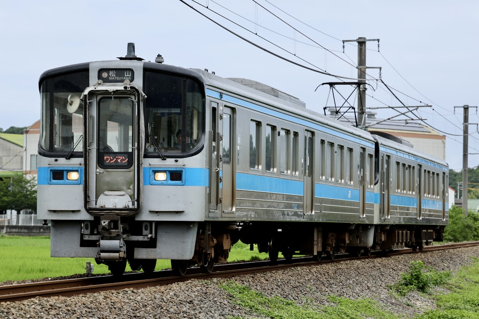 JR四7000系7102の写真