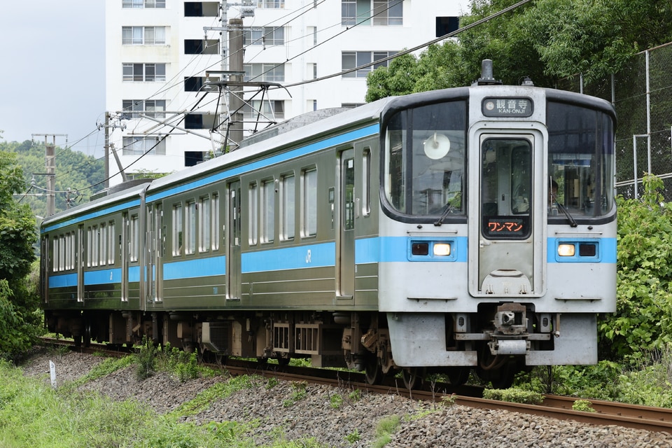 JR四7000系7011の写真