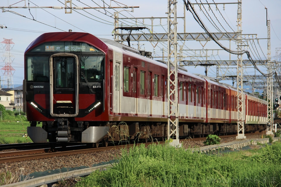 近鉄8A系8A14の写真